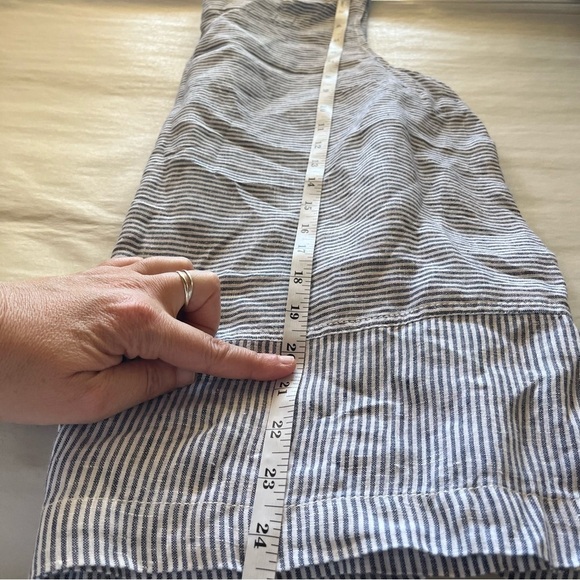 Tahari Blue and White Striped 100% Linen Boxy Tank Top Contrasting Stripes - Picture 8 of 8
